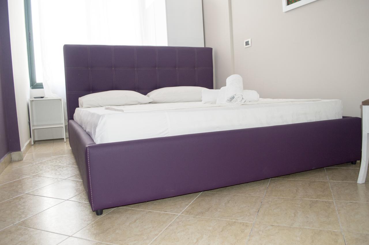 Hotel Riviera Durrës Kültér fotó